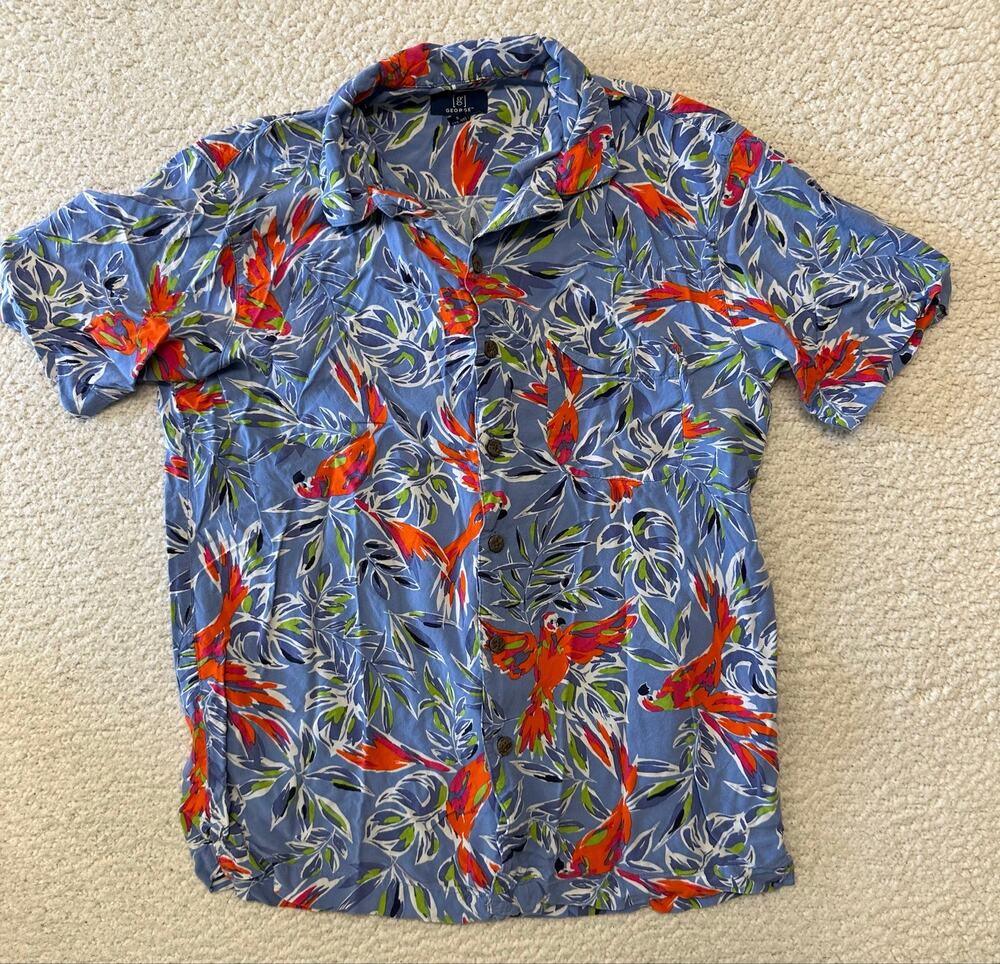 Vintage 1990s George Mens Short Sleeve Button Down Rayon Hawaiian Shirt Small